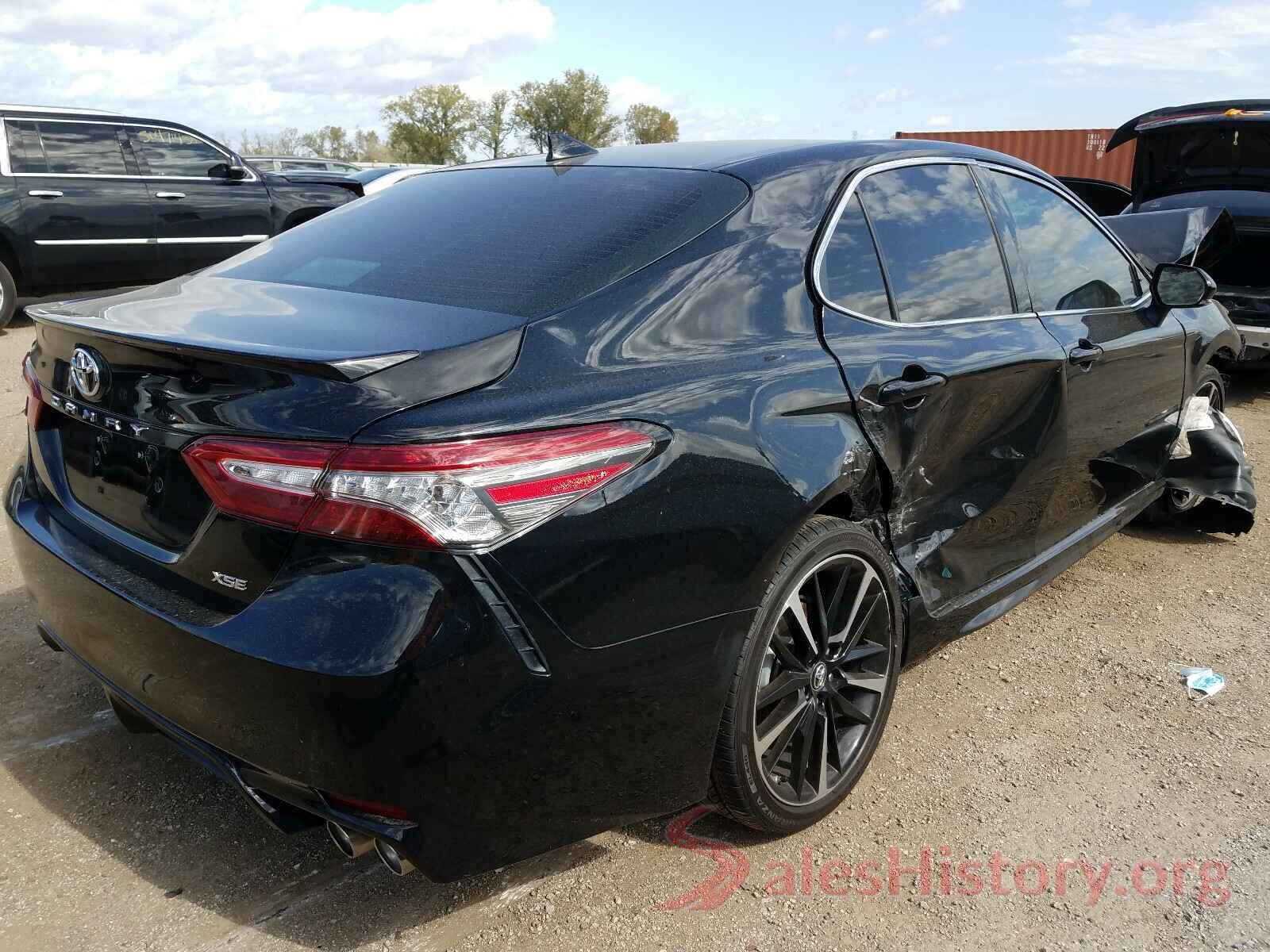 4T1B61HK2KU765821 2019 TOYOTA CAMRY