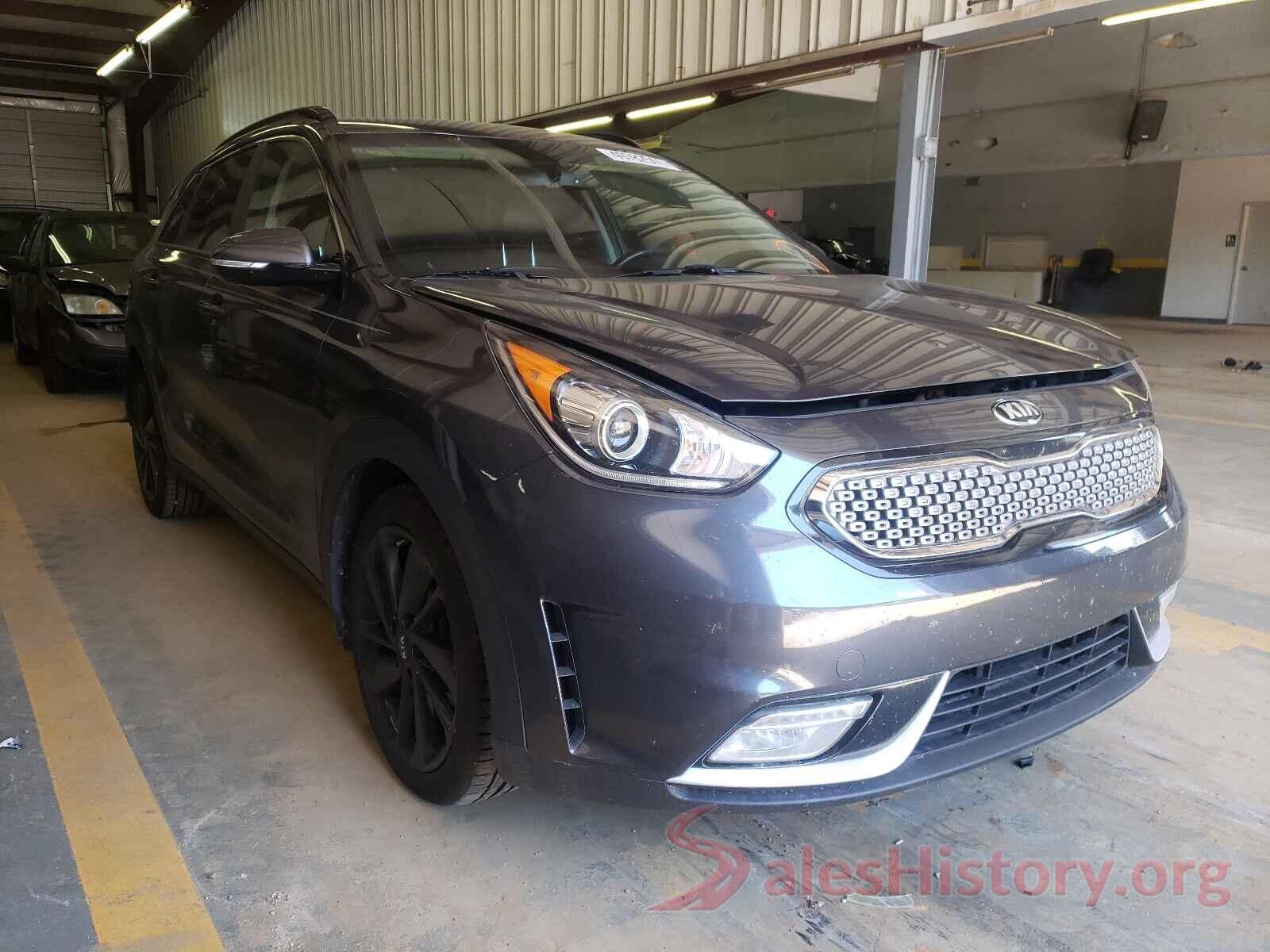 KNDCC3LC5J5134373 2018 KIA NIRO