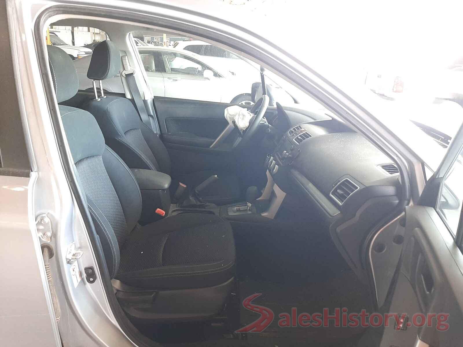 JF2SJABC8HH525678 2017 SUBARU FORESTER