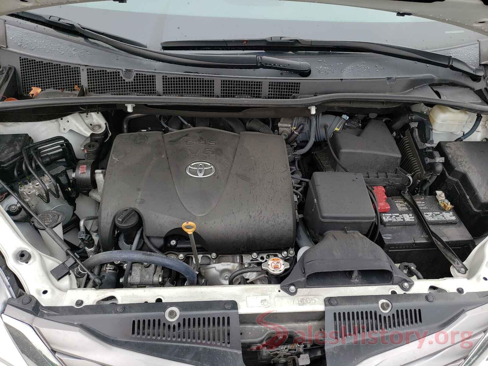 5TDYZ3DCXHS834557 2017 TOYOTA SIENNA