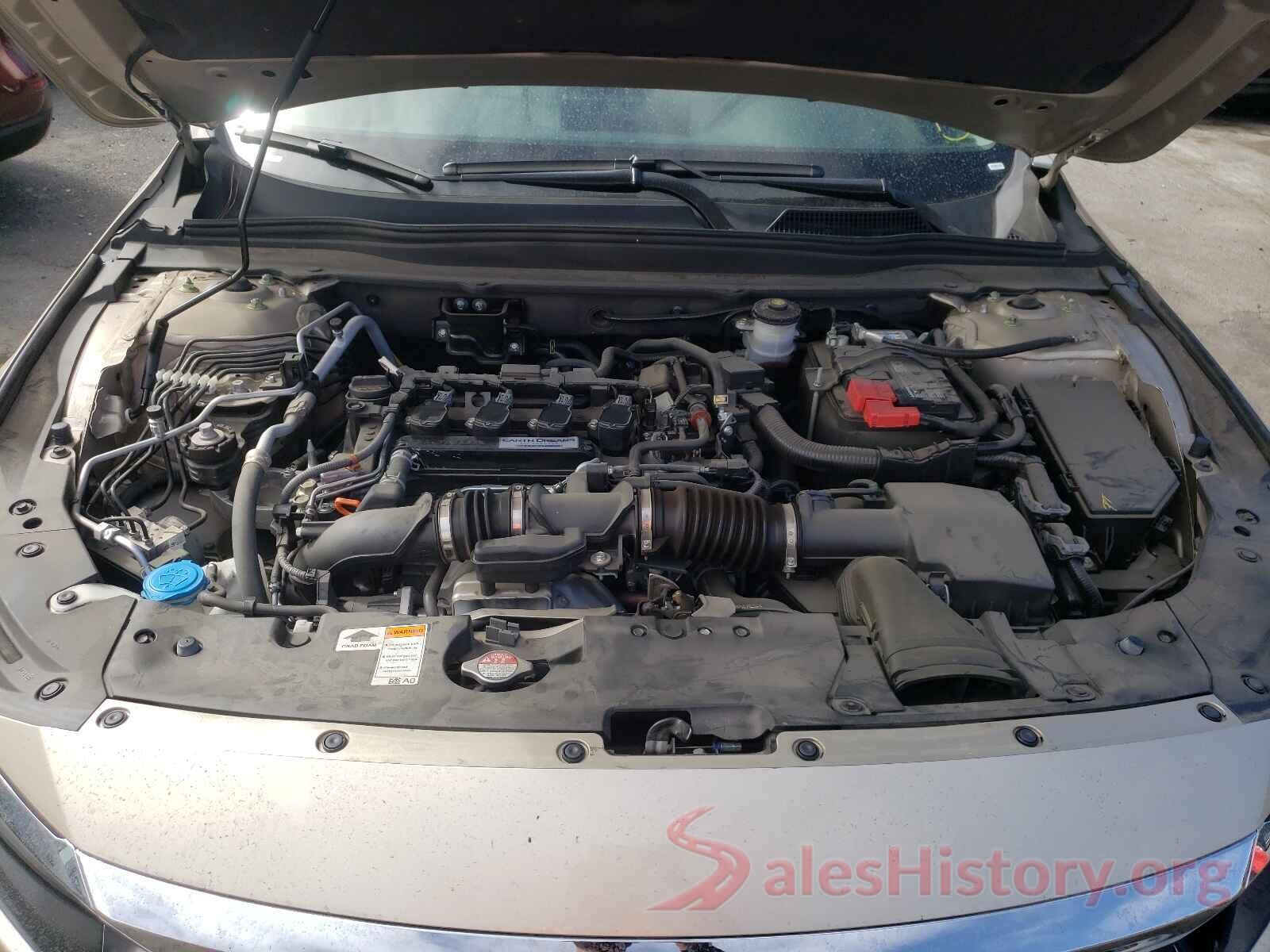 1HGCV1F15JA132043 2018 HONDA ACCORD