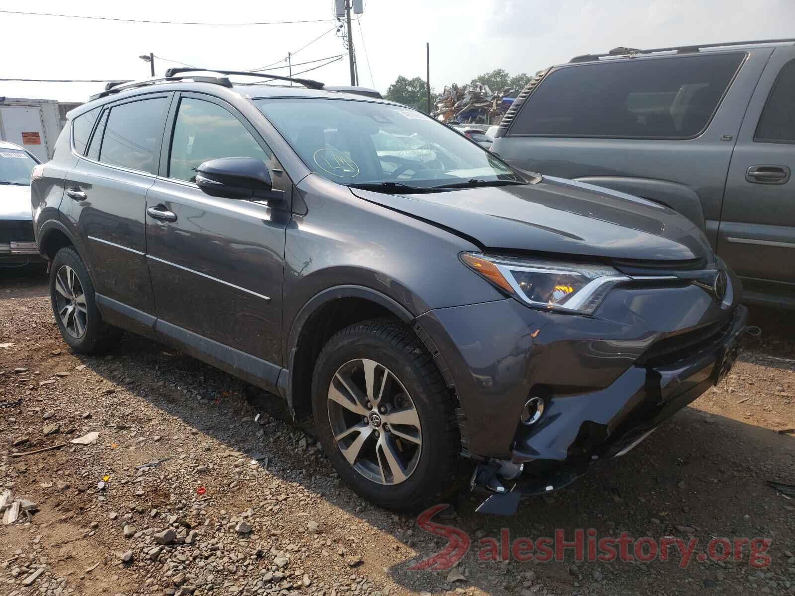 JTMRFREV4HJ128567 2017 TOYOTA RAV4