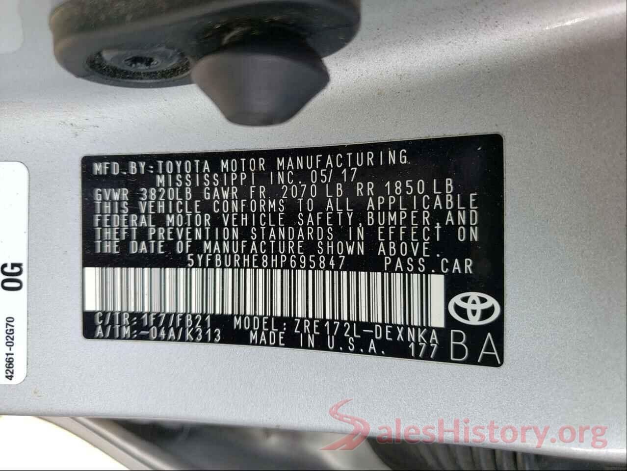 5YFBURHE8HP695847 2017 TOYOTA COROLLA