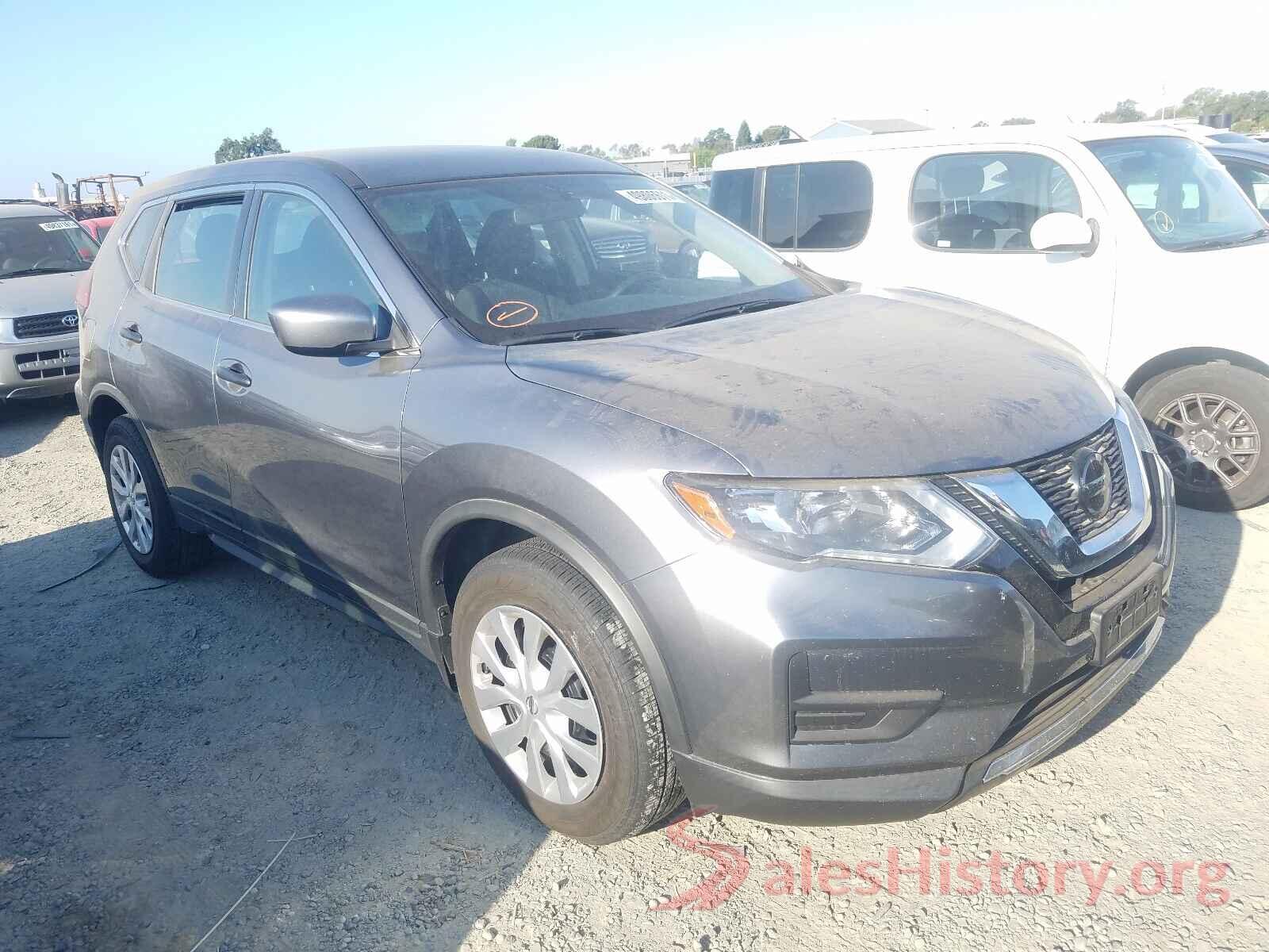 KNMAT2MT9JP577842 2018 NISSAN ROGUE