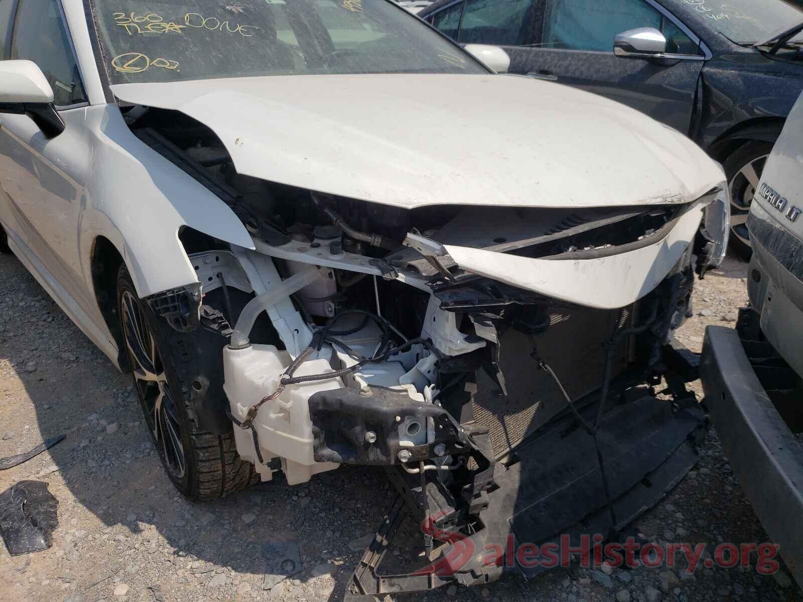 JTNB11HK7J3013857 2018 TOYOTA CAMRY