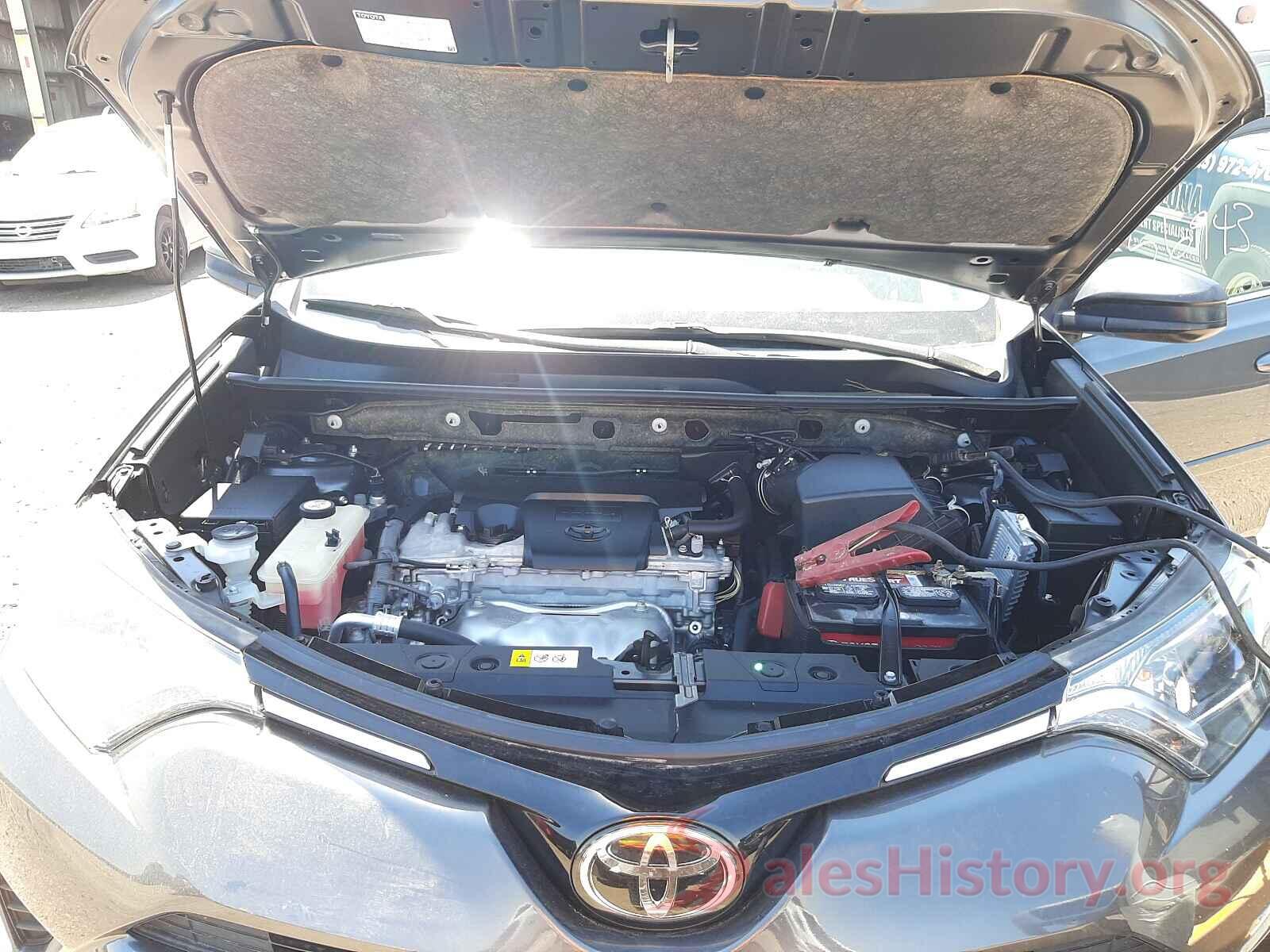 JTMZFREV9HJ716352 2017 TOYOTA RAV4