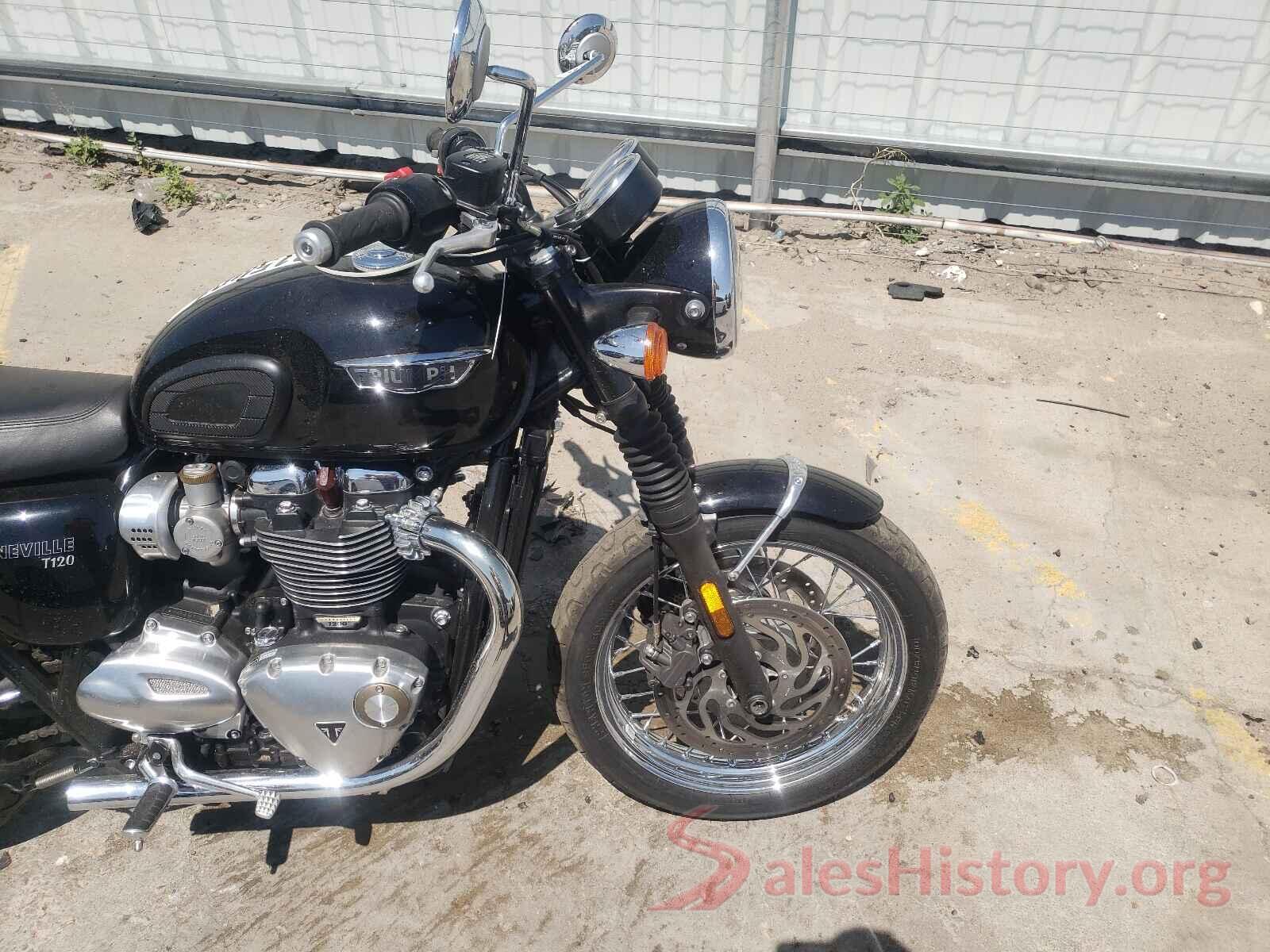 SMTD40HL5JT846310 2018 TRIUMPH MOTORCYCLE BONNEVILLE