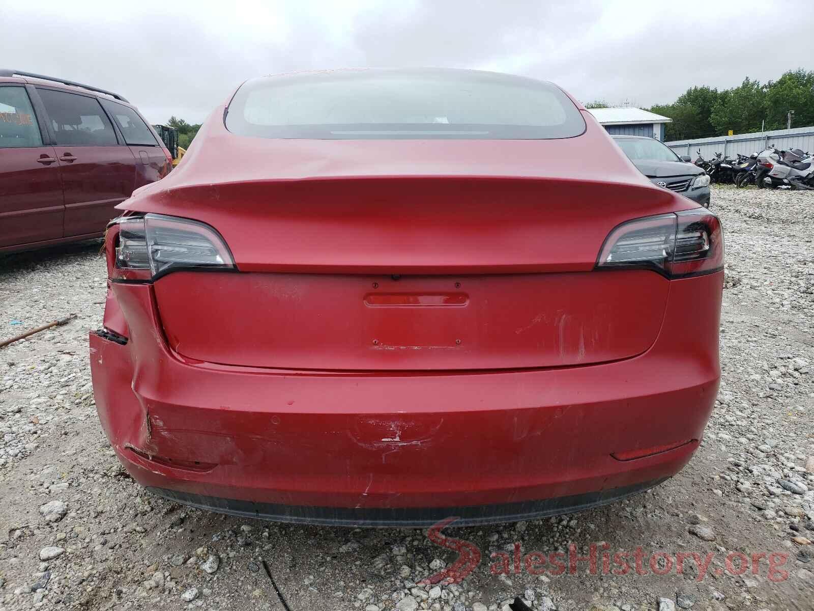 5YJ3E1EB4JF114701 2018 TESLA MODEL 3