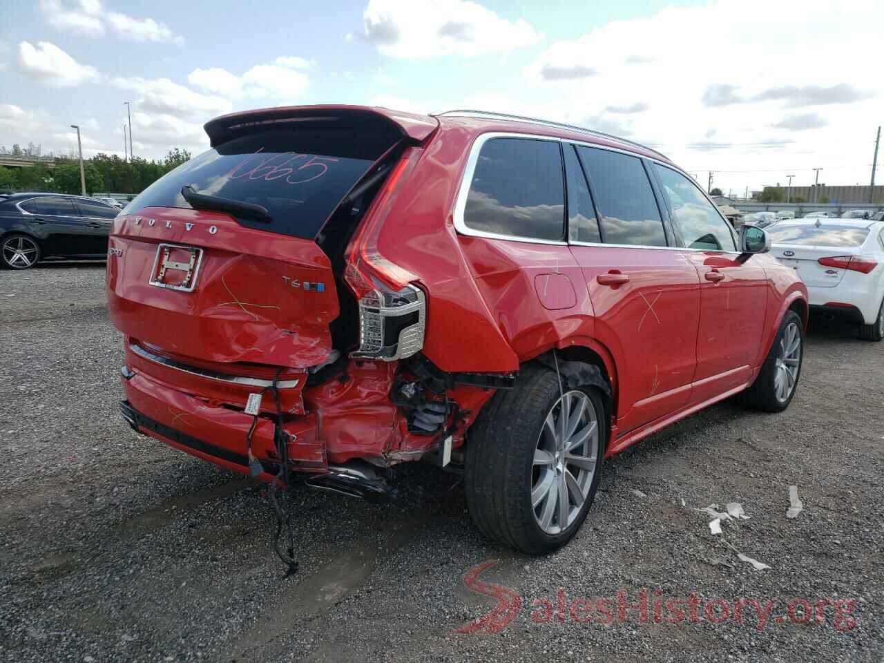 YV4A22PM7K1461872 2019 VOLVO XC90