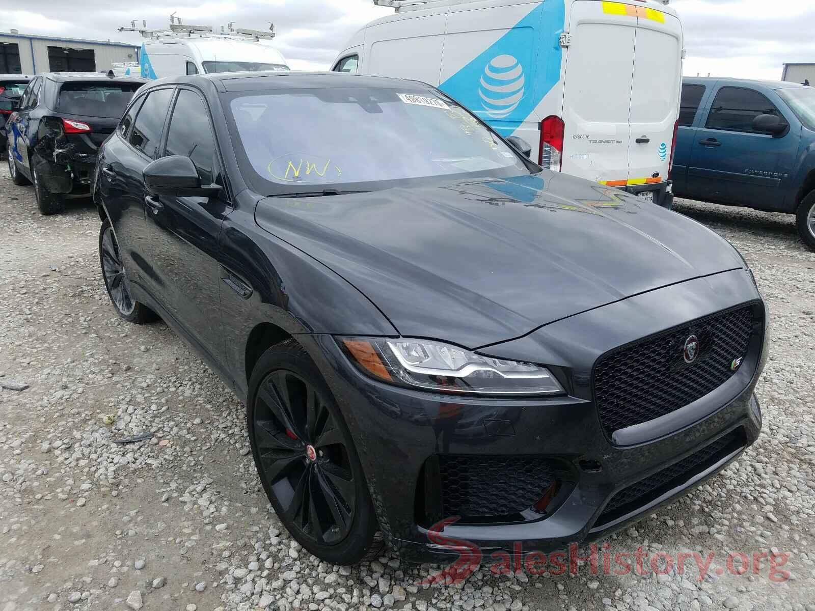 SADCM2FV3JA298303 2018 JAGUAR F-PACE