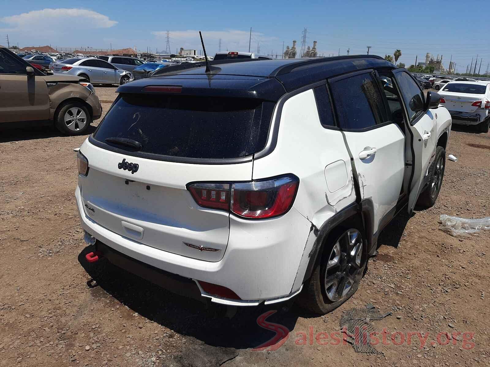 3C4NJDDB6JT130620 2018 JEEP COMPASS