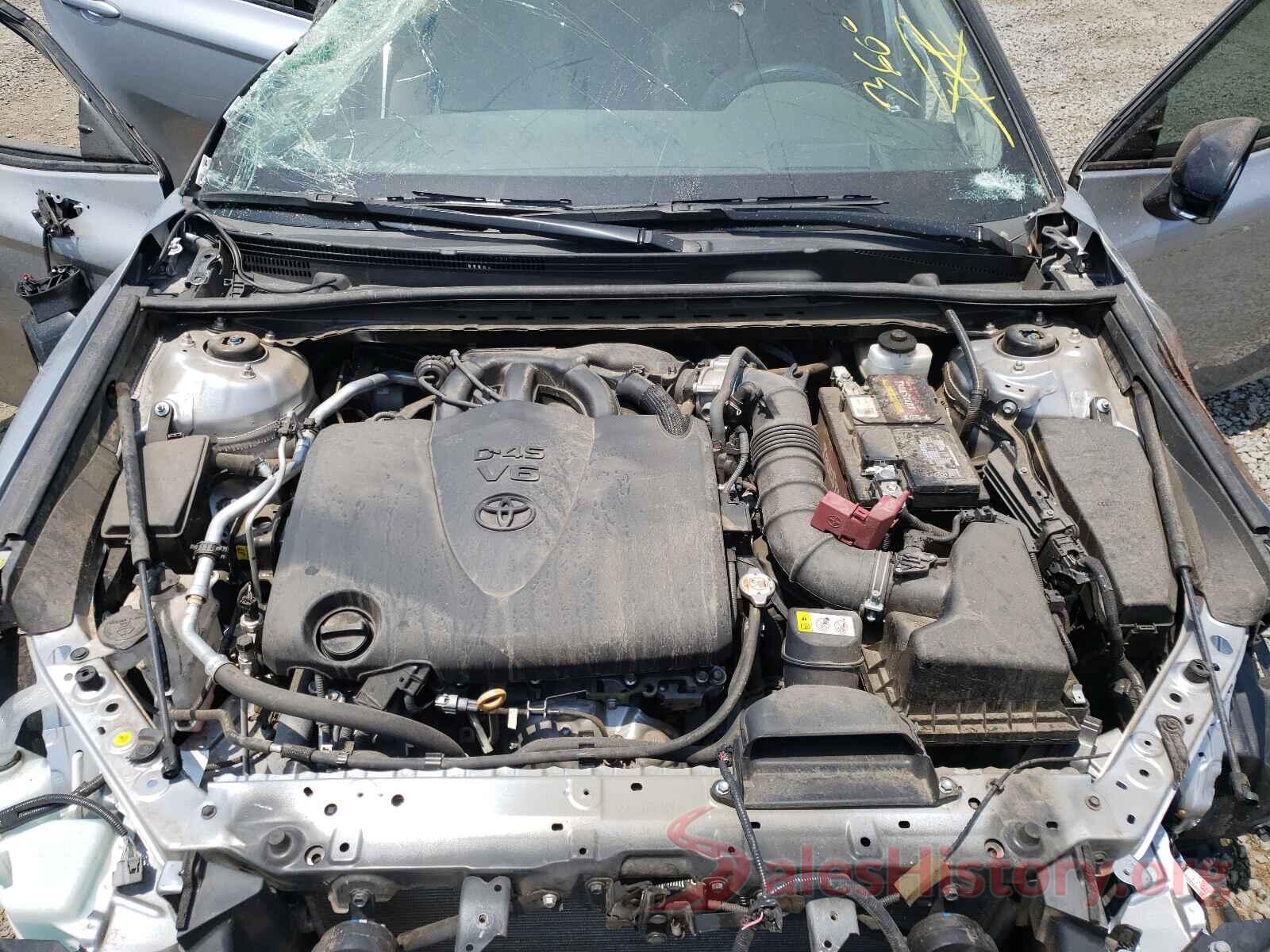 4T1BZ1HKXJU021082 2018 TOYOTA CAMRY