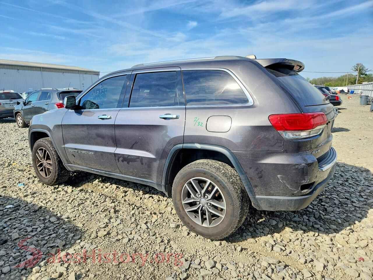 2018 JEEP CHEROKEE VIN 1C4RJFBGXJC162168, front view