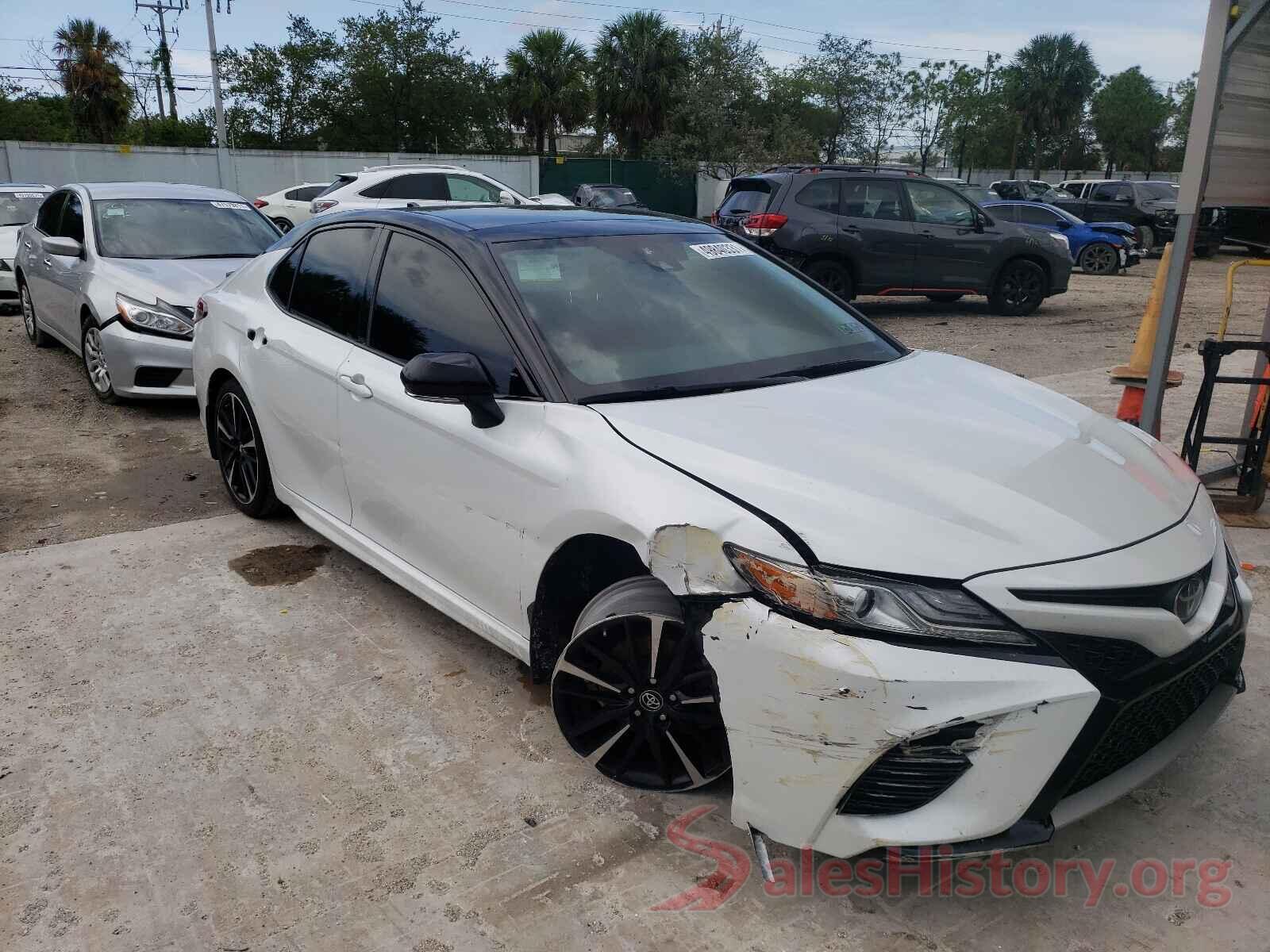 4T1B61HK8KU278235 2019 TOYOTA CAMRY