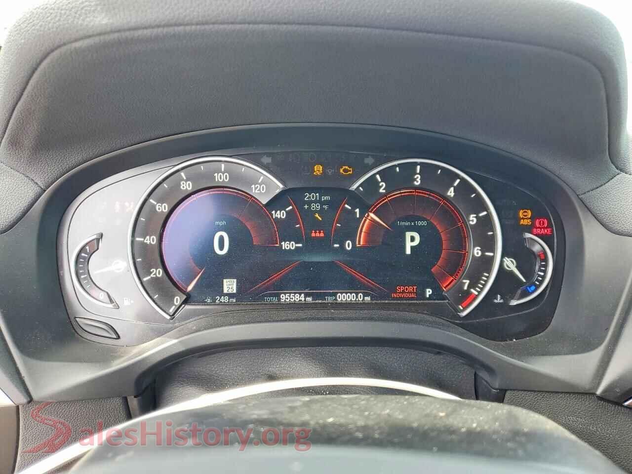 2019 BMW X3 VIN 5UXTR7C51KLR51438, interior center console