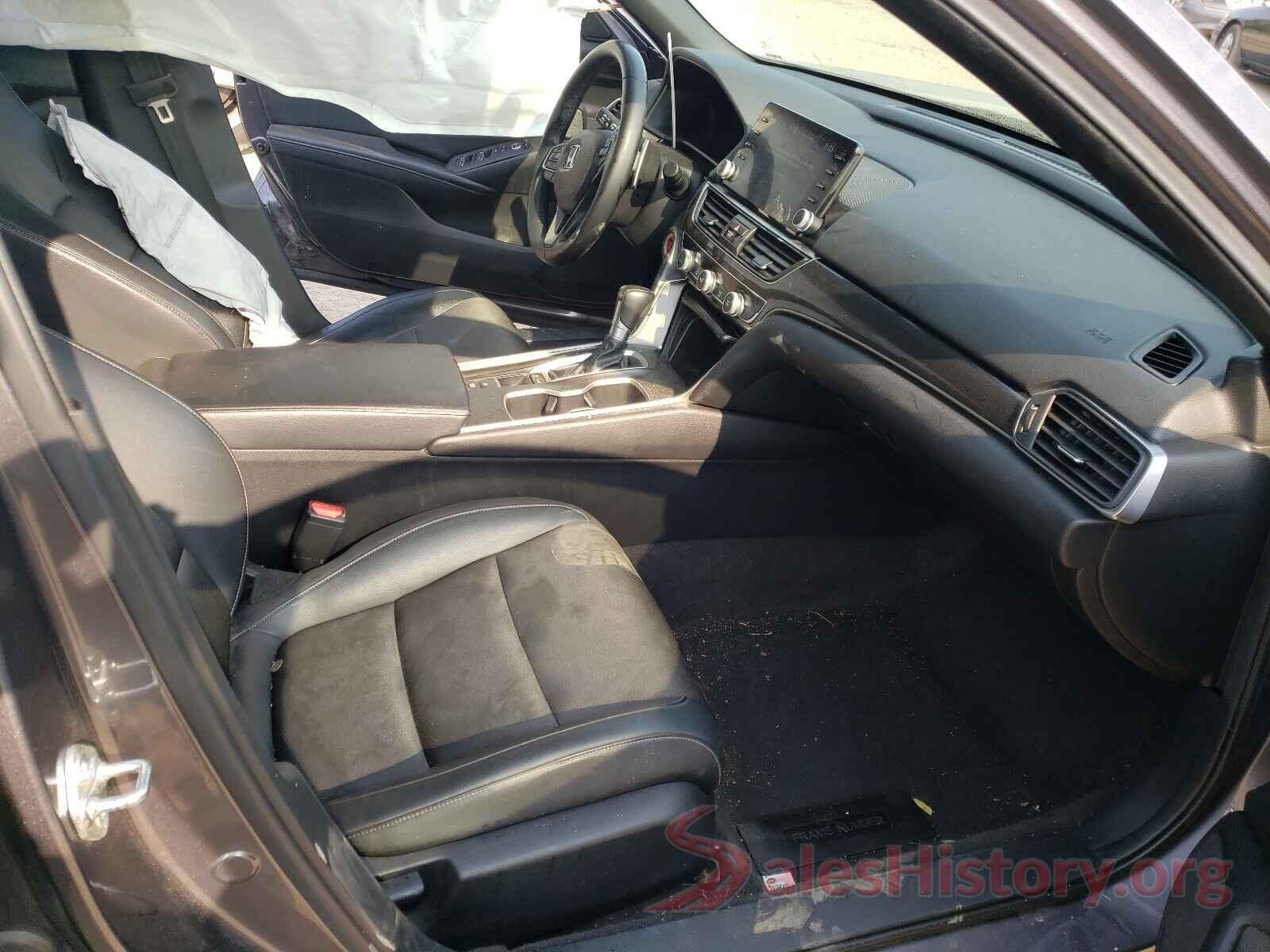 1HGCV1F36JA051666 2018 HONDA ACCORD