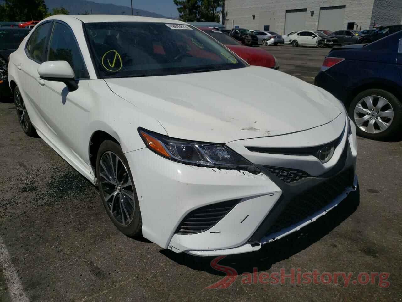 JTNB11HKXJ3006207 2018 TOYOTA CAMRY