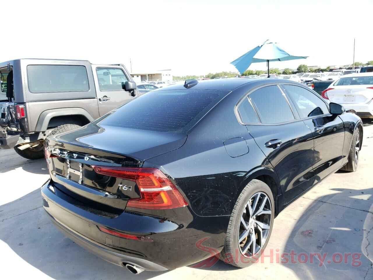 7JRA22TK0KG015651 2019 VOLVO S60