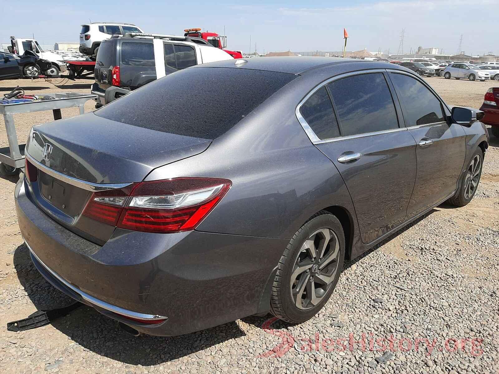 1HGCR2F81HA272625 2017 HONDA ACCORD