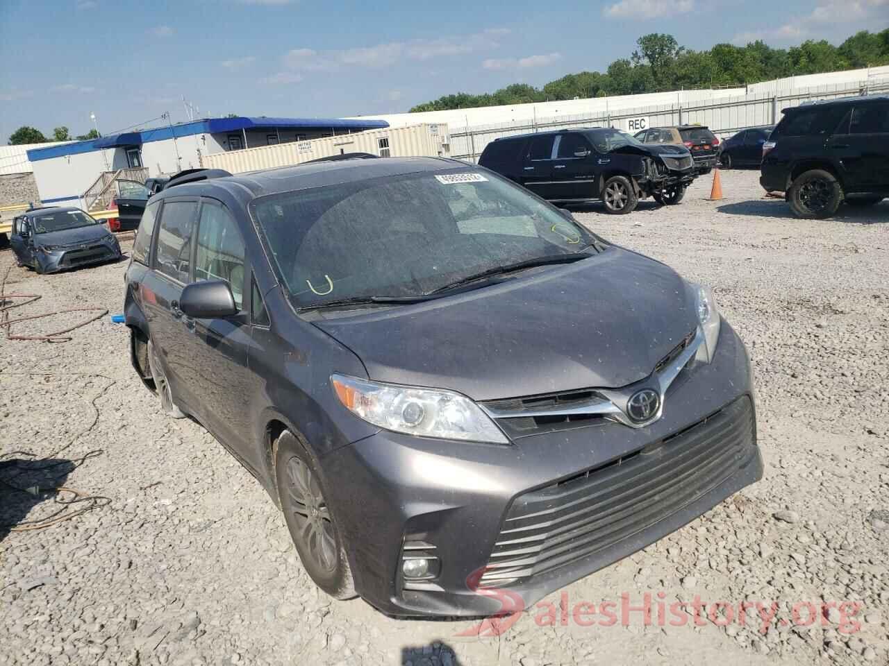 5TDYZ3DC7KS016081 2019 TOYOTA SIENNA