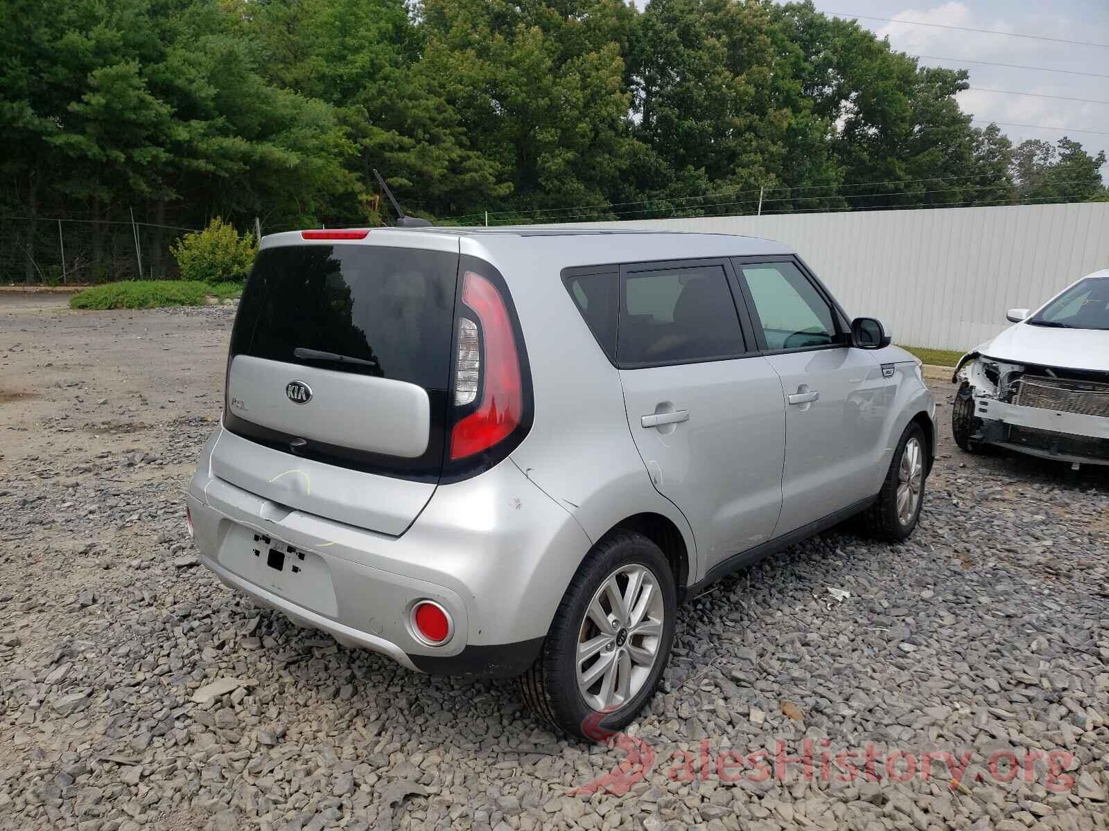 KNDJP3A59J7567084 2018 KIA SOUL