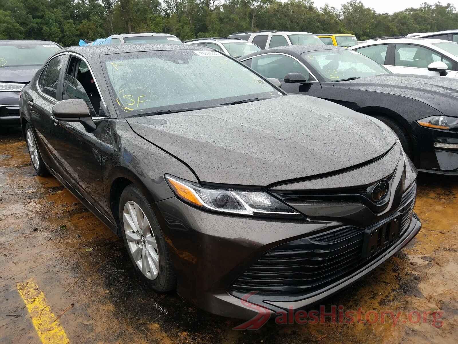 JTNB11HK0J3003283 2018 TOYOTA CAMRY