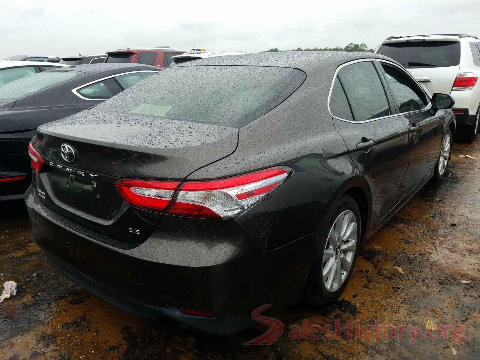 JTNB11HK0J3003283 2018 TOYOTA CAMRY