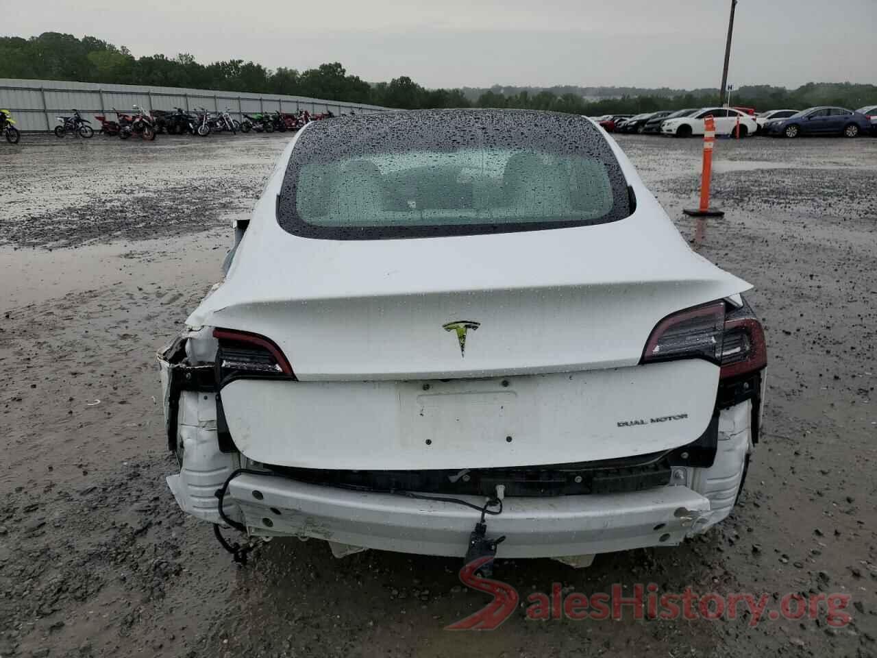 5YJ3E1EB4JF086303 2018 TESLA MODEL 3