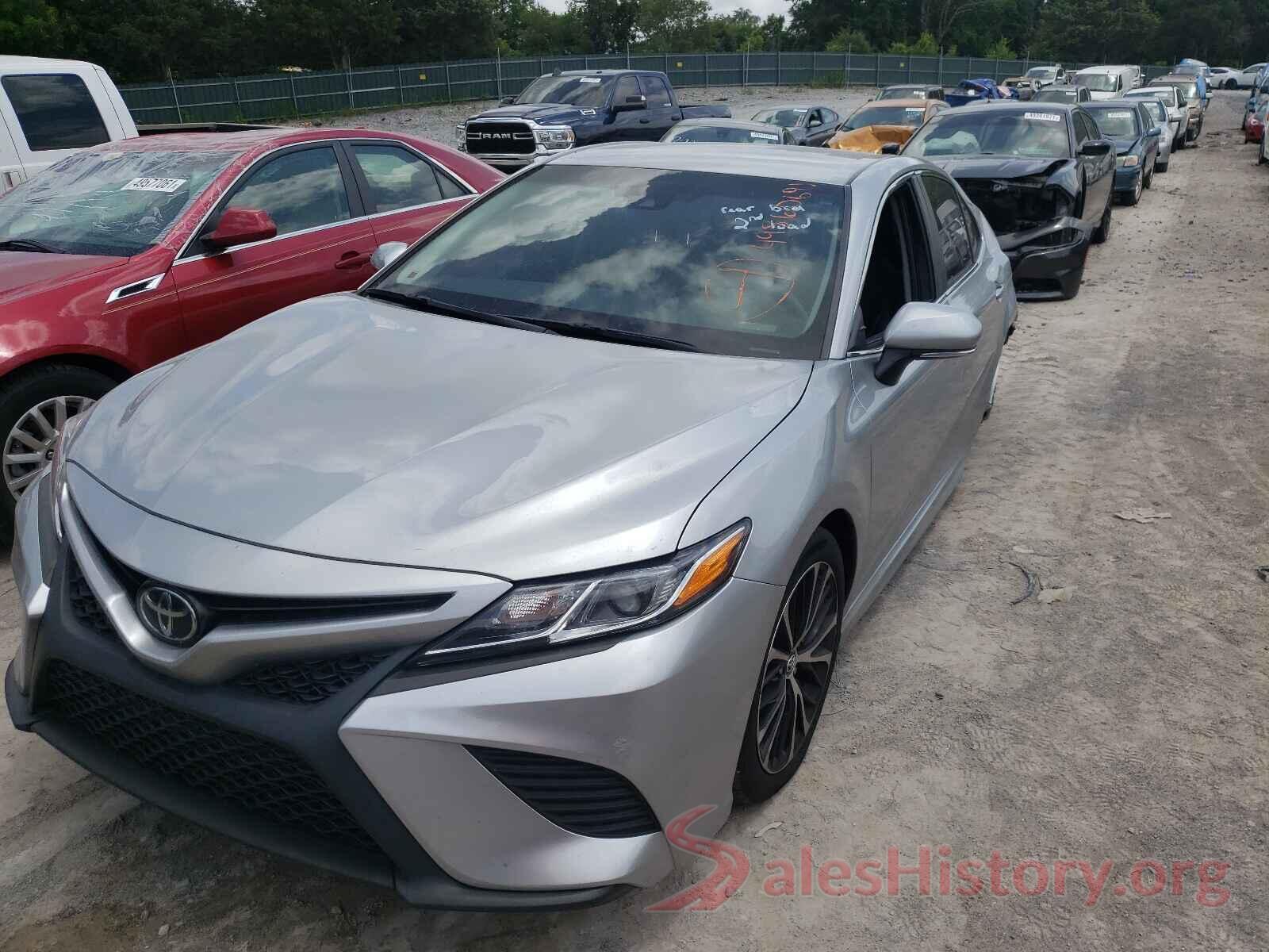 4T1B11HKXJU069480 2018 TOYOTA CAMRY