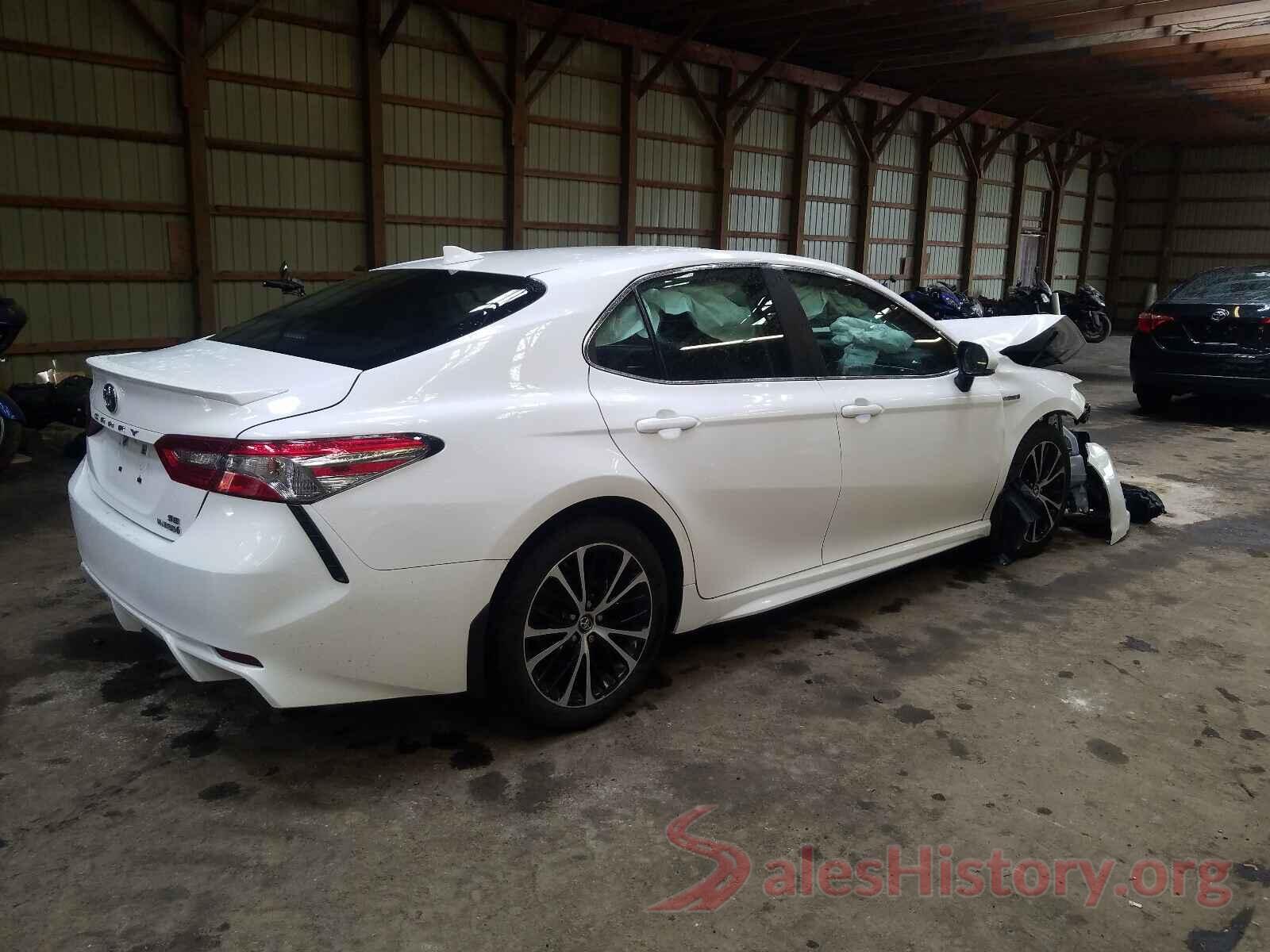 4T1B21HK6JU510468 2018 TOYOTA CAMRY