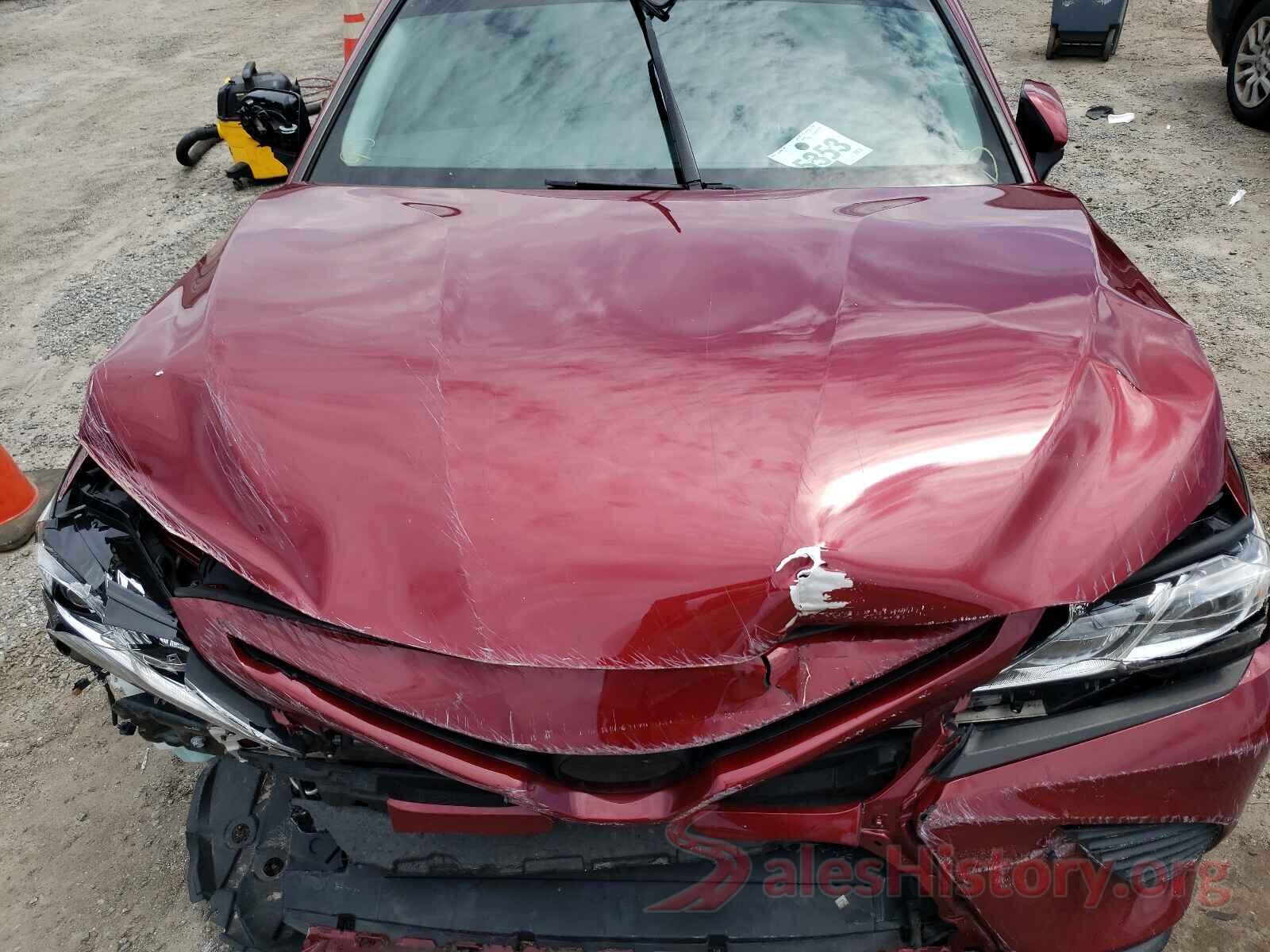 4T1B11HK2JU509773 2018 TOYOTA CAMRY