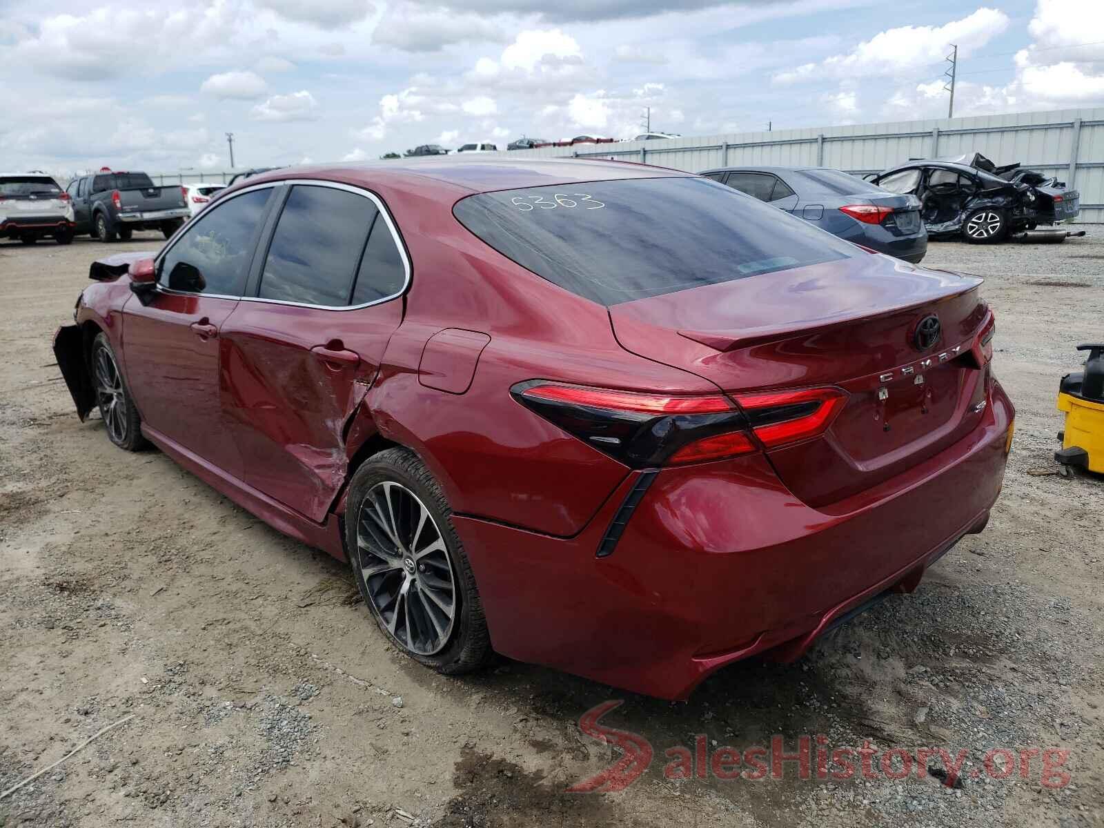 4T1B11HK2JU509773 2018 TOYOTA CAMRY