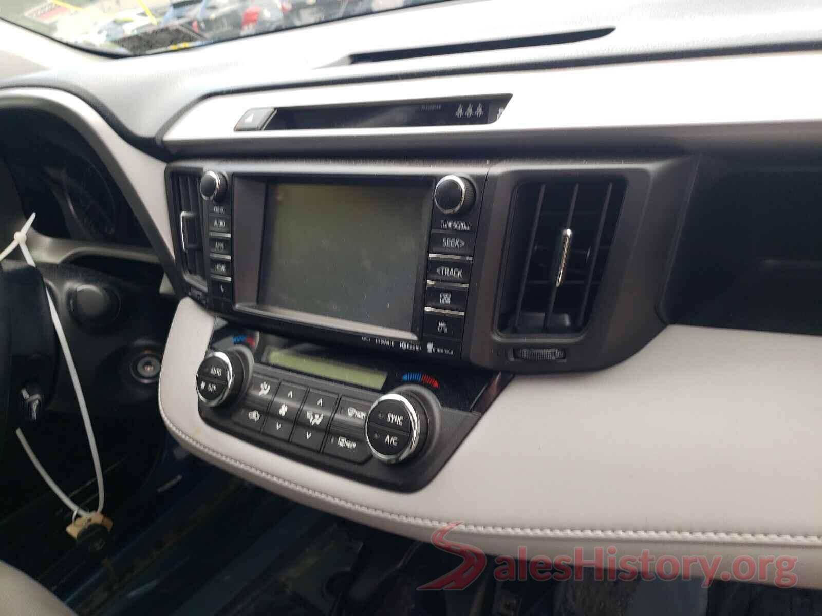 JTMWFREV5HJ705724 2017 TOYOTA RAV4