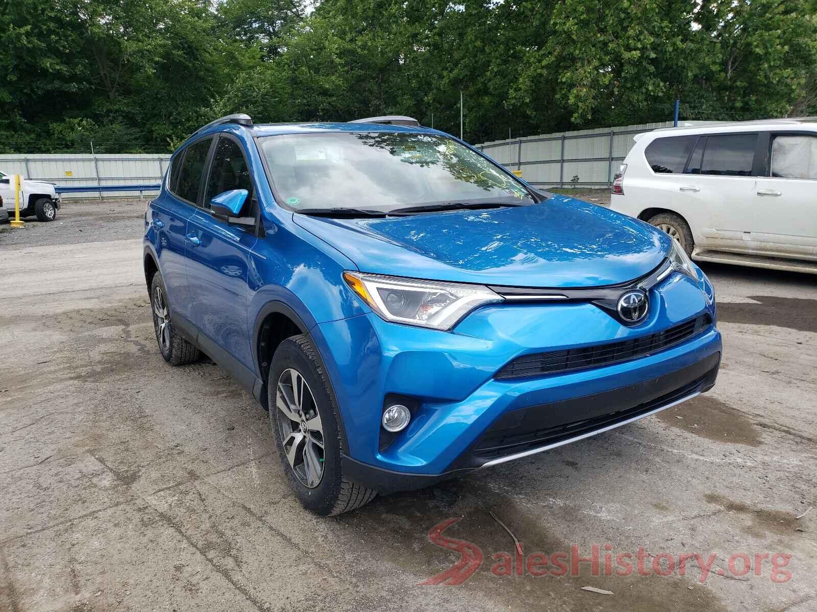 JTMWFREV5HJ705724 2017 TOYOTA RAV4