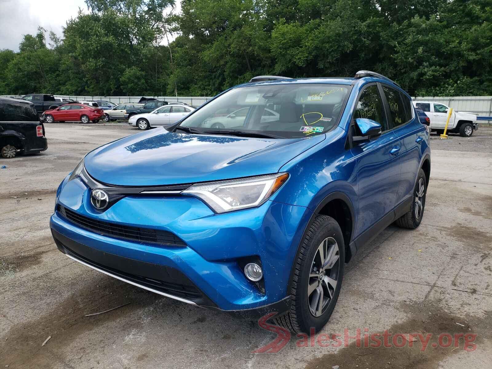 JTMWFREV5HJ705724 2017 TOYOTA RAV4