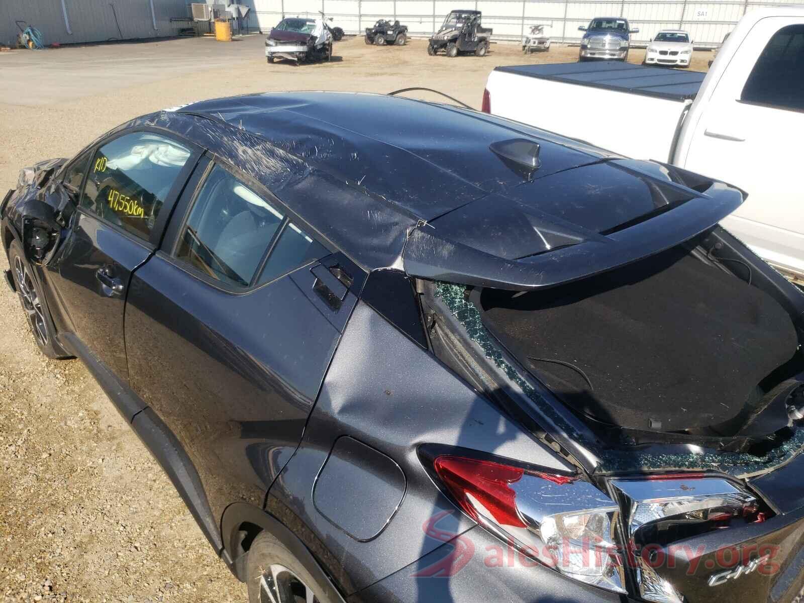 NMTKHMBXXJR040327 2018 TOYOTA C-HR