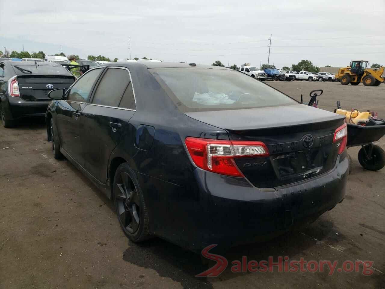 4T1BF1FK2EU822946 2014 TOYOTA CAMRY