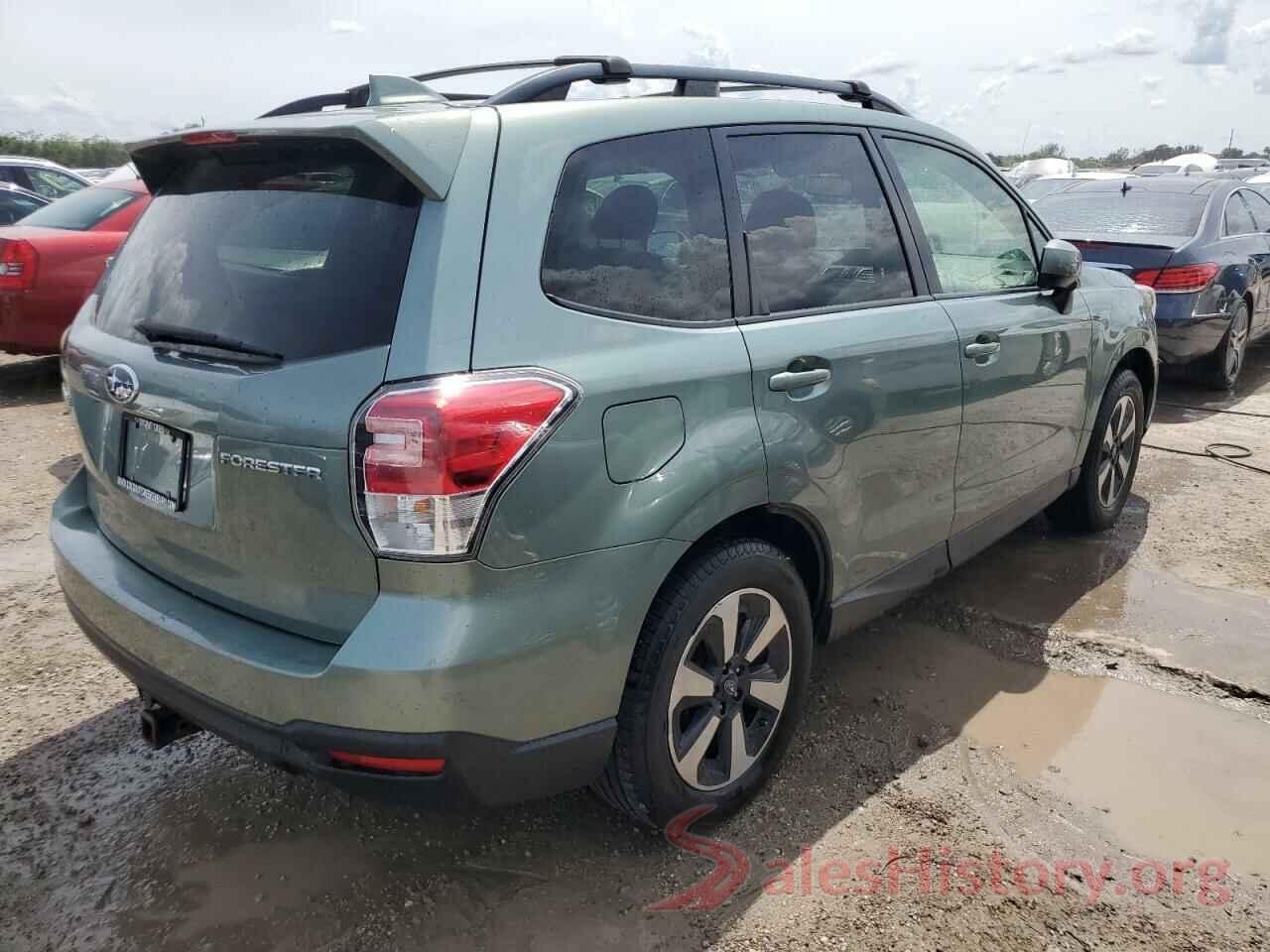 JF2SJAGC3JH509922 2018 SUBARU FORESTER