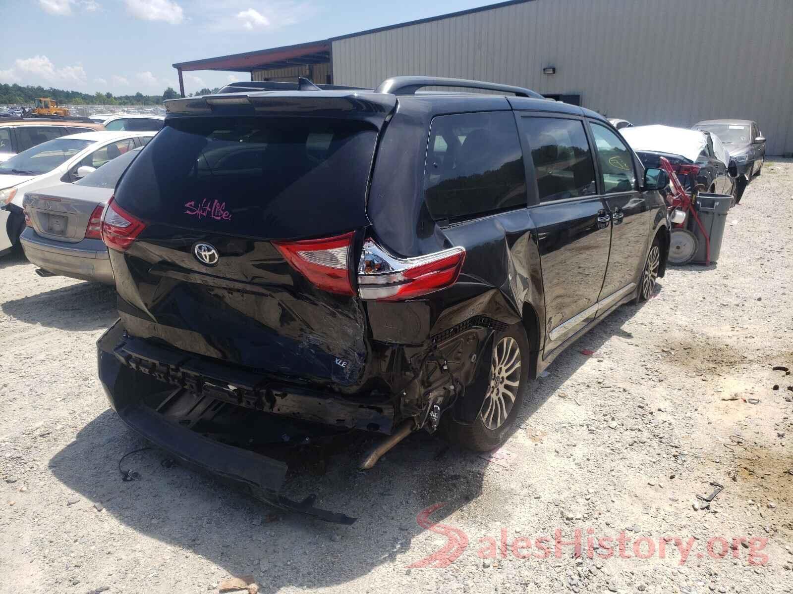 5TDYZ3DC8JS957991 2018 TOYOTA SIENNA