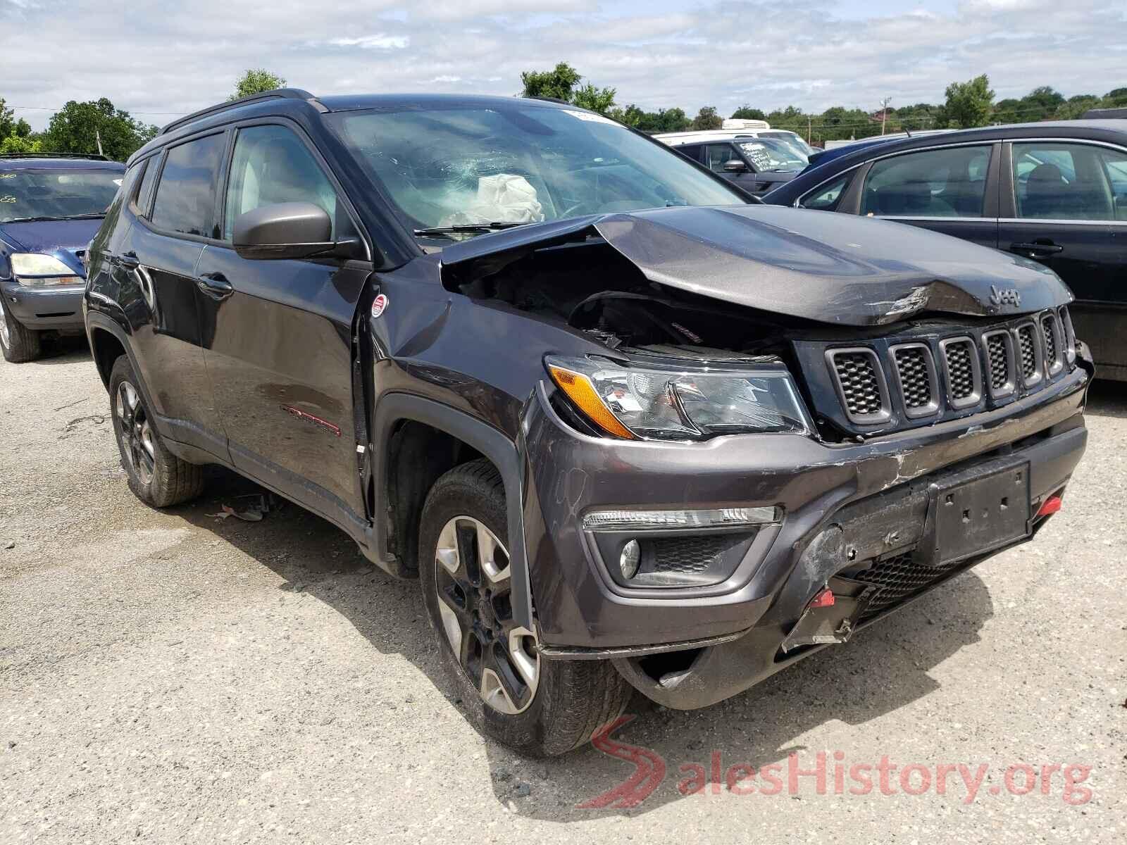 3C4NJDDB4JT366943 2018 JEEP COMPASS