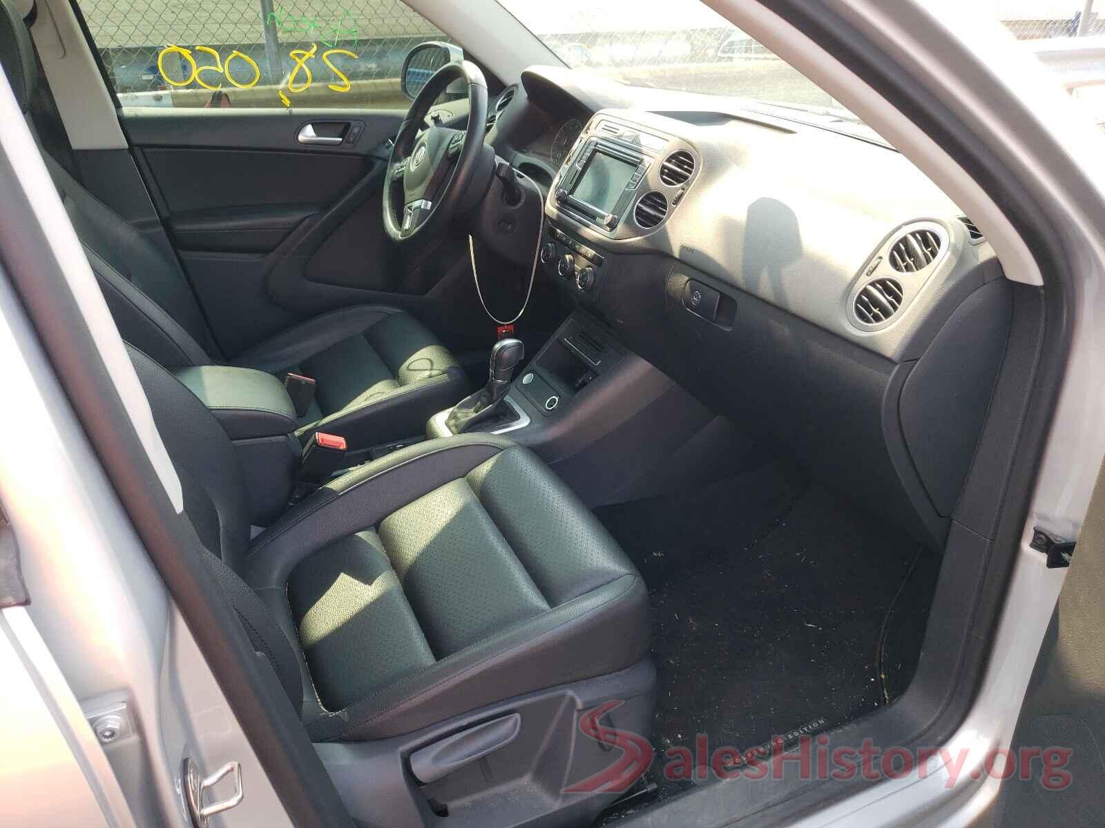 WVGSV7AXXHW501156 2017 VOLKSWAGEN TIGUAN