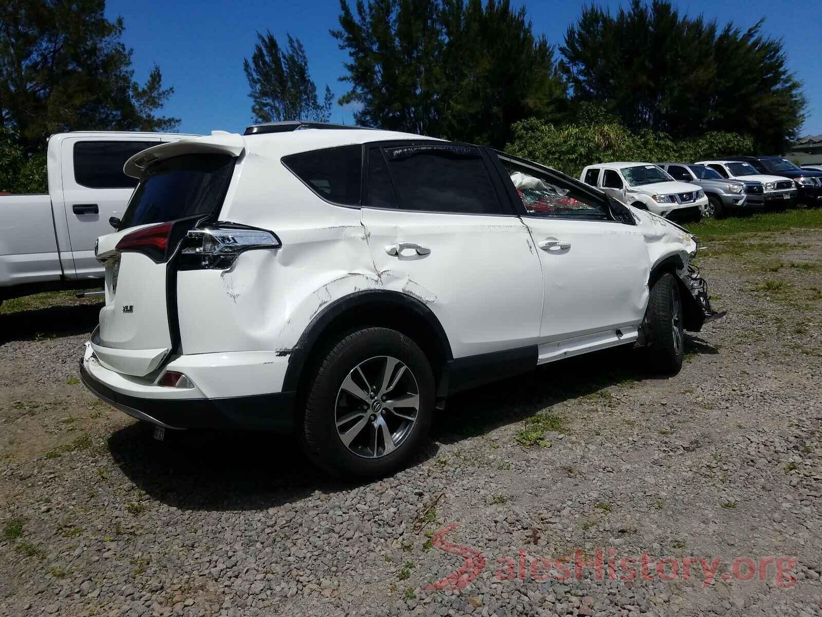 JTMWFREV9JJ168832 2018 TOYOTA RAV4