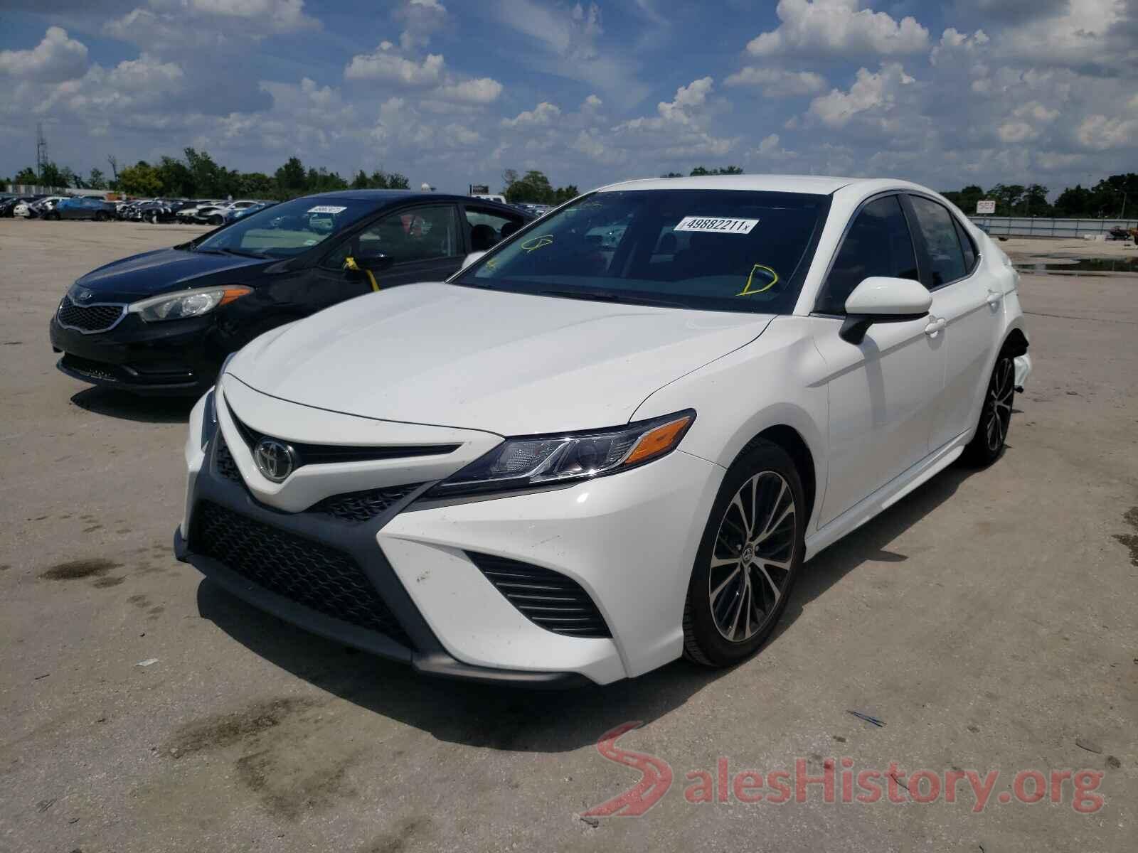 4T1B11HK9JU144055 2018 TOYOTA CAMRY