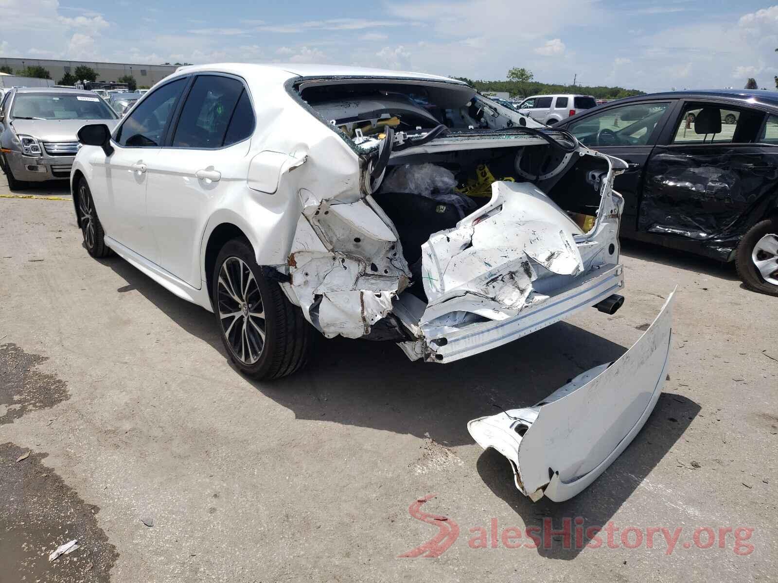 4T1B11HK9JU144055 2018 TOYOTA CAMRY