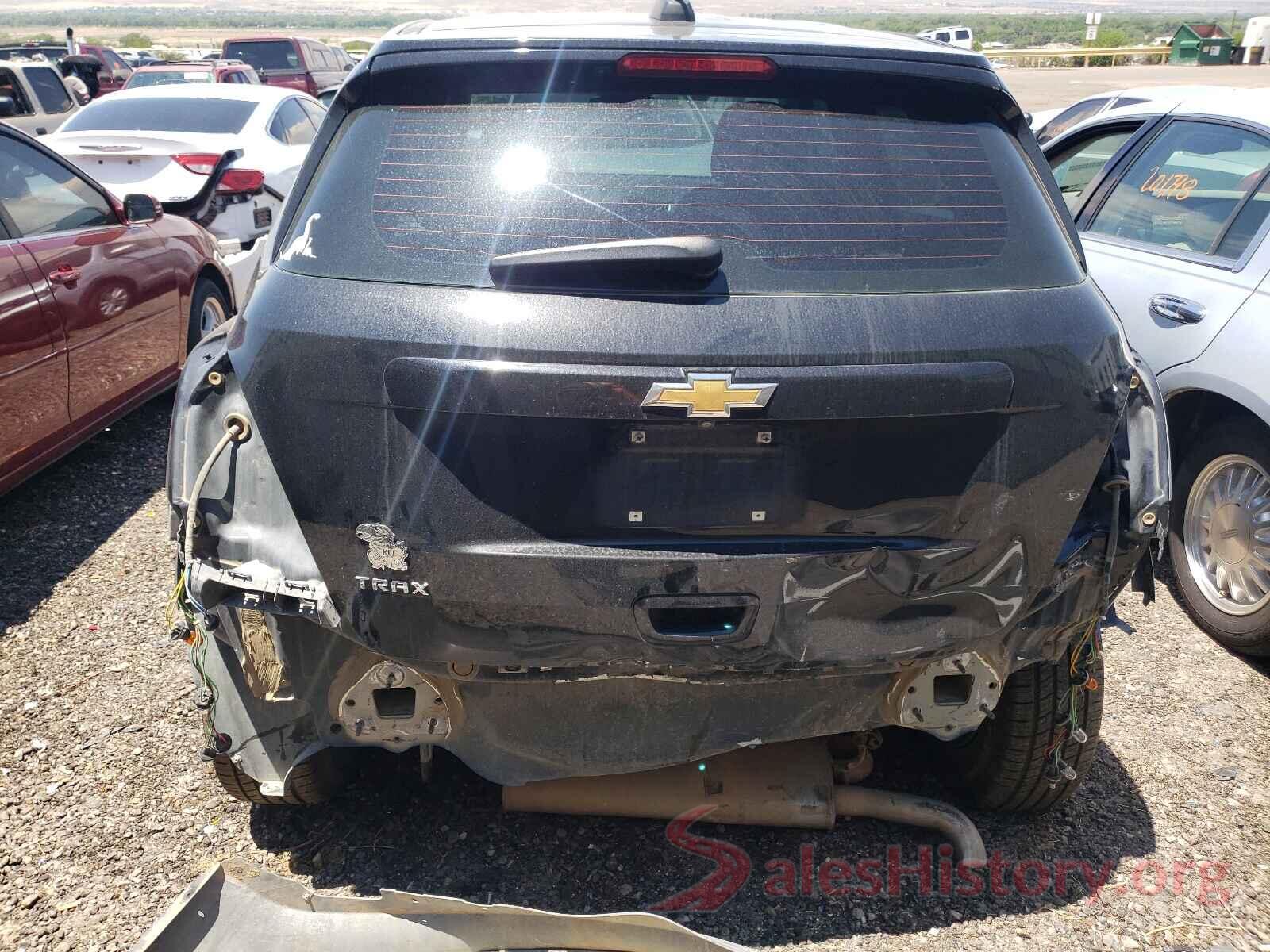 3GNCJKSB2JL221194 2018 CHEVROLET TRAX