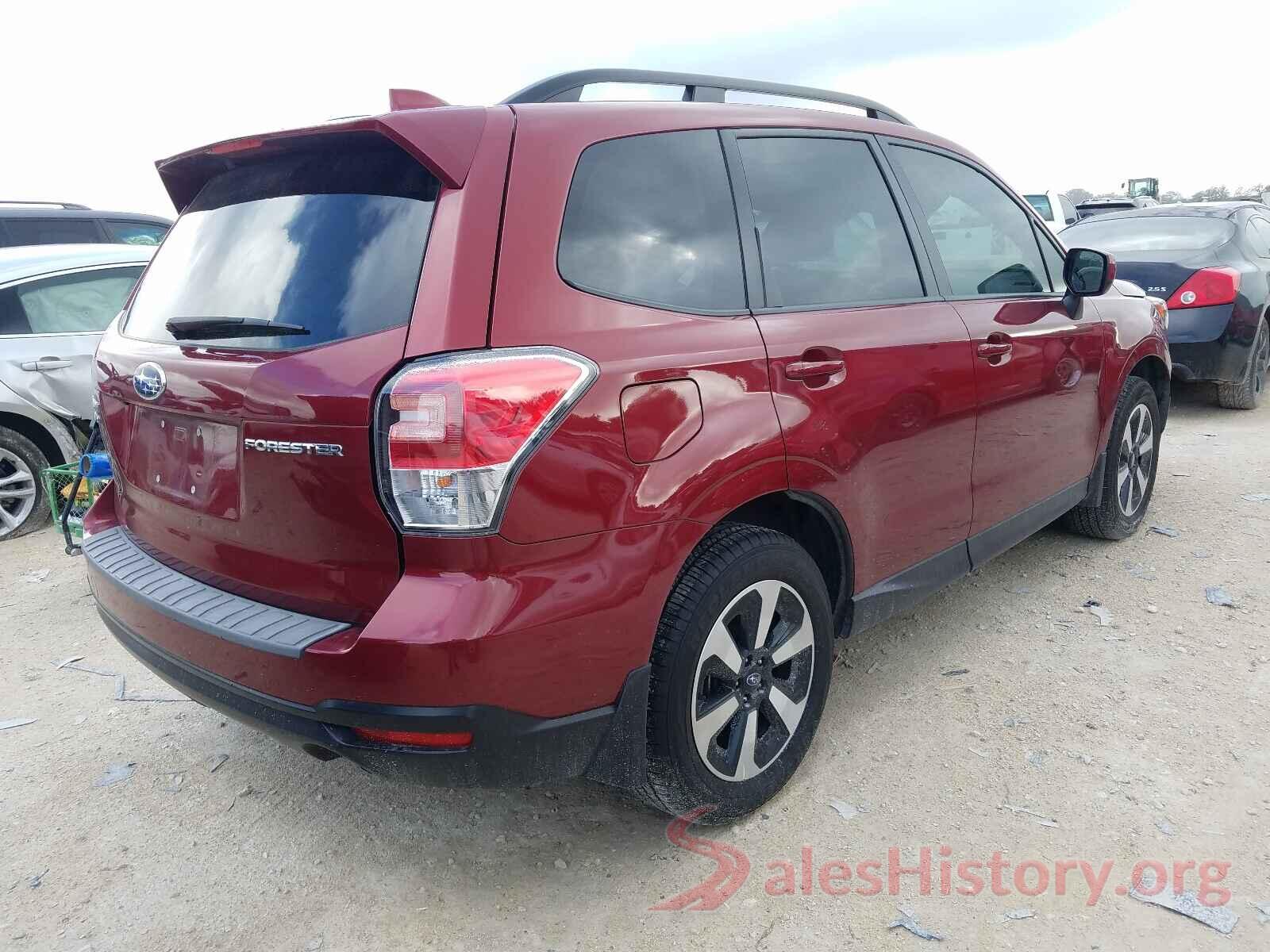 JF2SJAGC5JH473411 2018 SUBARU FORESTER