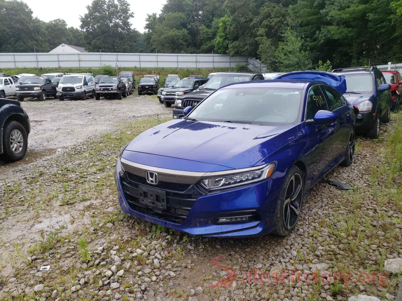 1HGCV1F38JA139764 2018 HONDA ACCORD