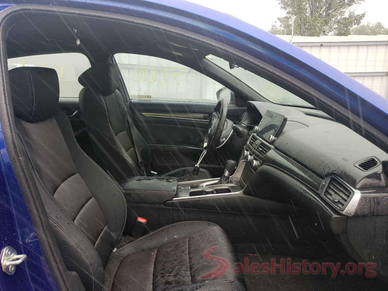 1HGCV1F38JA139764 2018 HONDA ACCORD