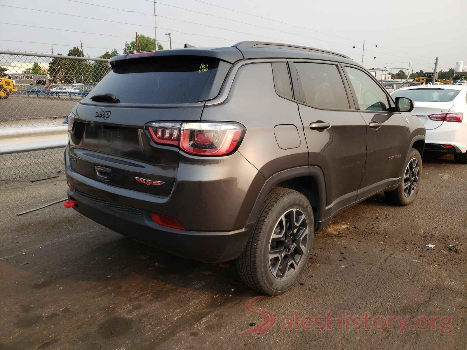 3C4NJDDB2KT733551 2019 JEEP COMPASS