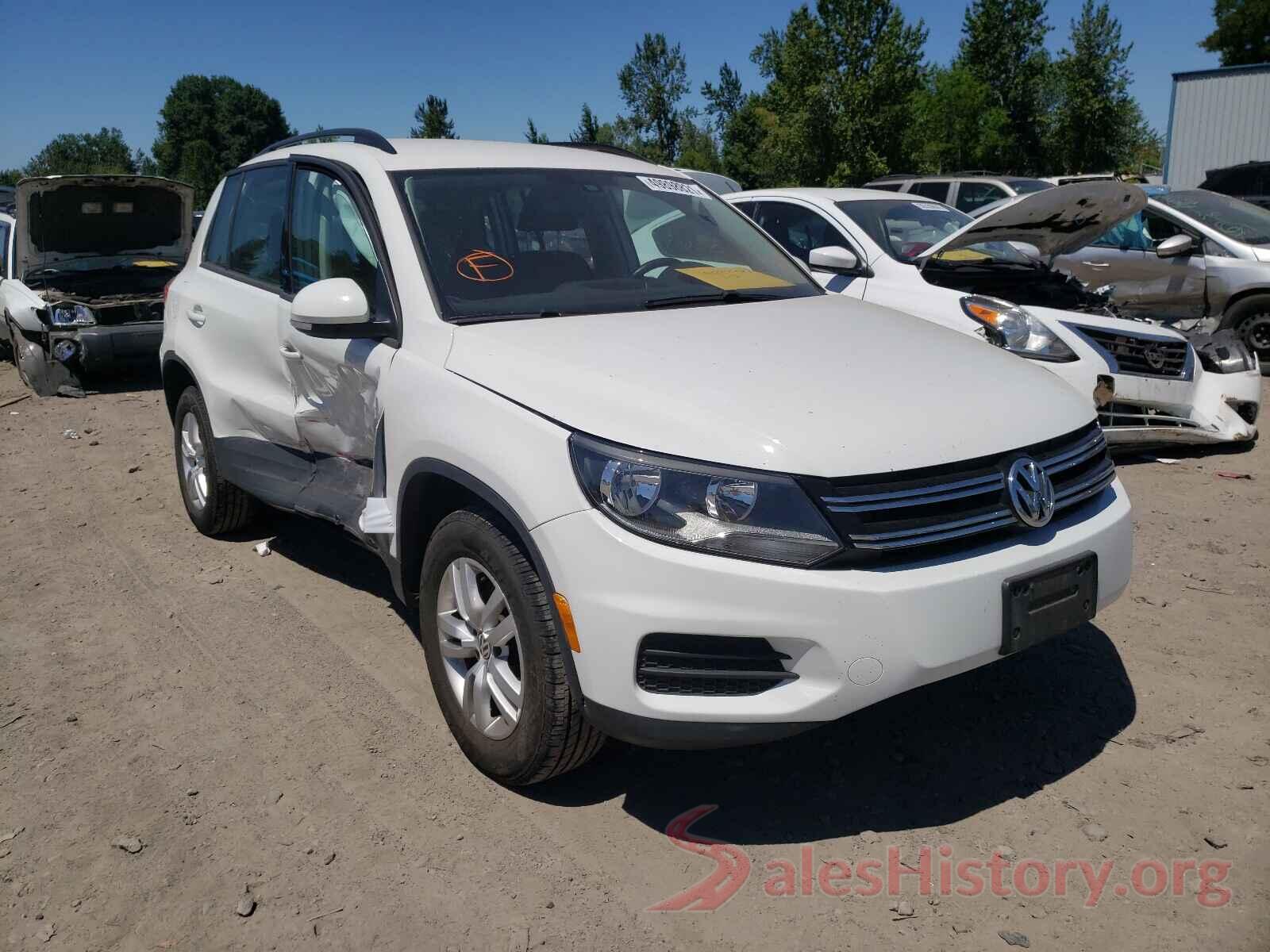 WVGBV7AX4HK024943 2017 VOLKSWAGEN TIGUAN